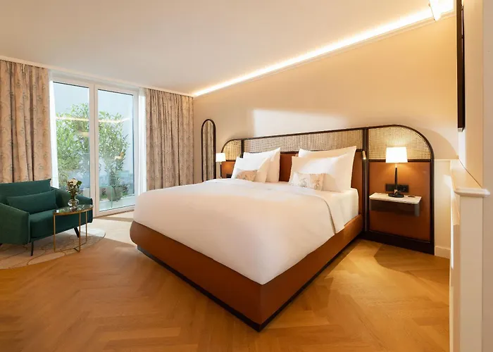 Est Palais Chotek New Opening Ξενοδοχείο 4*