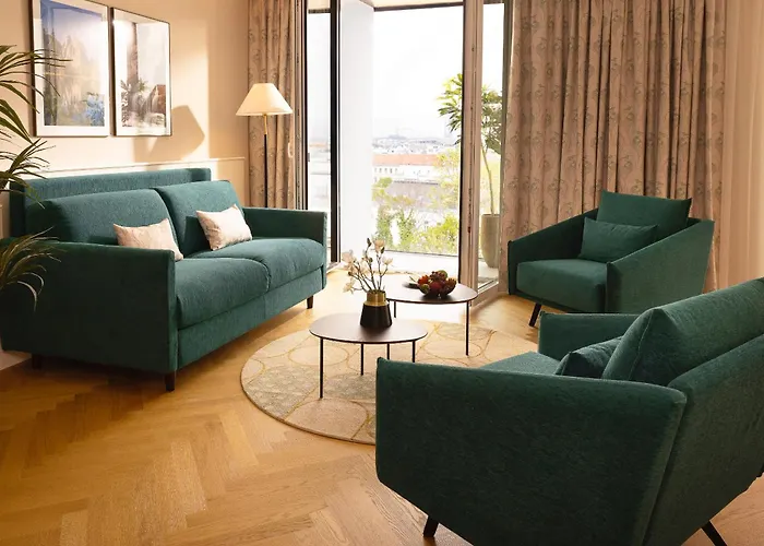 Ξενοδοχείο Est Palais Chotek New Opening 4*